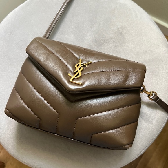 SAINT LAURENT LOULOU TOY LEATHER SHOULDER BAG